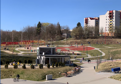 Rodzinny Park Rozrywki „Trzy Wzgórza” парк розваг для дітей та дорослих в Wodzisław Śląski